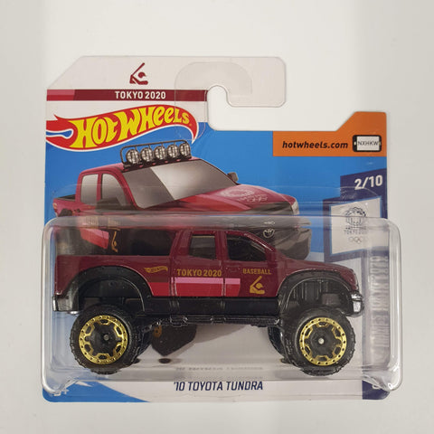 Hot Wheels '10 Toyota Tundra Short Card